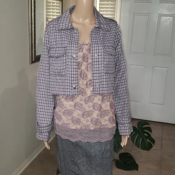 wild fable Jackets Coats Wild Fable M Plaid Cropped Jacket